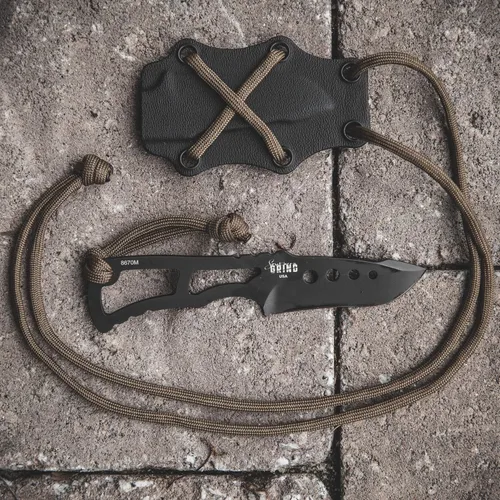 Vista 3 de Southern Grind Cuchillo para el cuello de Vermin con hoja negra y funda Kydex negra