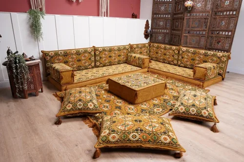 Vista 4 de arabicsofa Juego de asientos Jalsa en forma de L – Majlis árabe hecho a mano con almohadas de respaldo