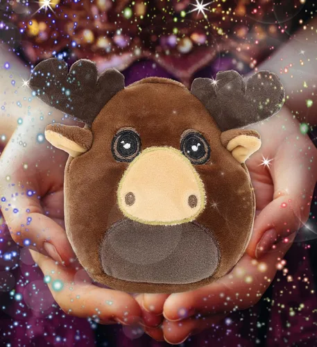 Vista 2 de DolliBu Snug Mooshies - Animal de peluche de alce – Wild Life súper blando y suave juguete de peluche sensorial para niñas y niños, lindo animal