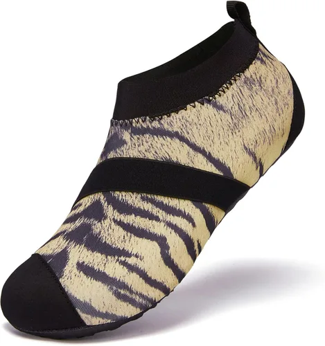 Vista 2 de PIOFDAIX Water Shoes for Women and Men, Quick-Dry Beach Aqua Socks Swim Shoes, Pool Water Socks with Foot Massage