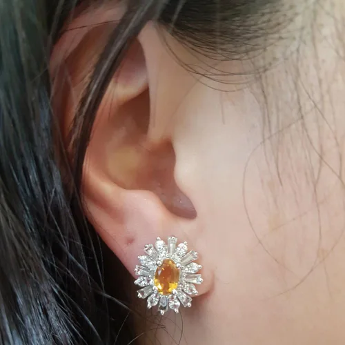 Vista 3 de Plata de ley Ladies Copo de Nieve Style Fashion Stud arete