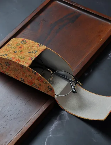 Vista 6 de Estuche rígido para lentes de sol, corcho, estampado retro clásico para mujeres y hombres, con solapa vertical