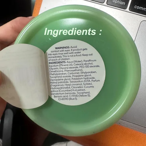 Vista 3 de Botas Crema Hidratante Pepino Crema Hidratante Y Nutritiva, 3.4 fl oz