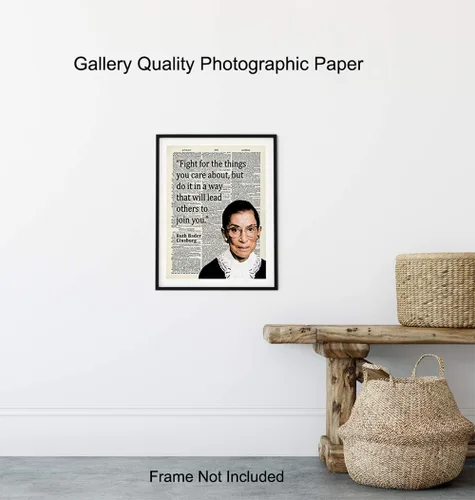 Vista 8 de Ruth Bader Ginsburg - Arte de pared con cita motivacional RBG, decoración del hogar, decoración de habitación para oficina, dormitorio, regalo