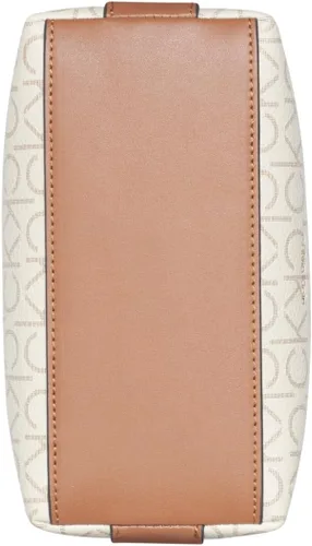Vista 3 de Calvin Klein Millie - Mini bolso cruzado 2 en 1 con compartimento triple