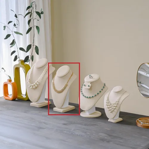 Vista 7 de MOOCA Cadena de madera cubierta de lino, soporte de exhibición de busto de joyería, collar de maniquí, collar de exhibición, collar de maniquí
