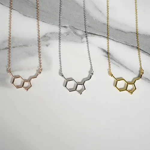 Vista 7 de Silver Phantom Jewelry Collar de molécula de serotonina en plata de ley 925