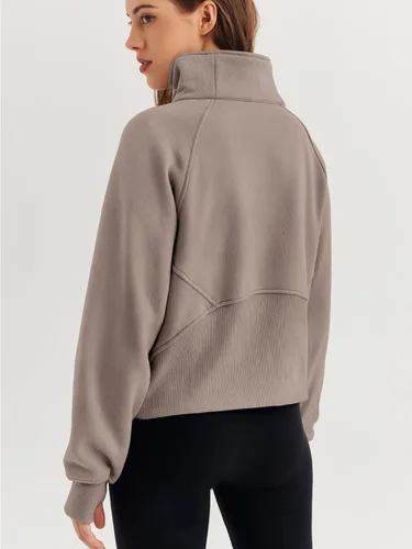 Vista 4 de WYNNQUE Womens Half Zip Cropped Pullover Sweatshirts Fleece Quarter Zipper Hoodies Winter Clothes Sweaters Thumb Hole