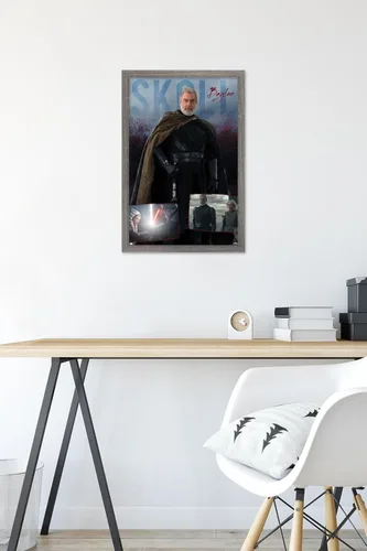 Vista 6 de Trends International Star Wars: Ahsoka - Póster de pared Baylan Skoll, 14.72 x 22.37 pulgadas, versión enmarcada de madera de granero