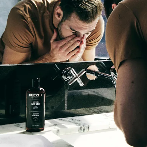 Vista 3 de Brickell Daily Elite - Rutina de cuidado facial para hombre, tónico, gel de lavado facial, exfoliante facial, crema de noche antienvejecimiento