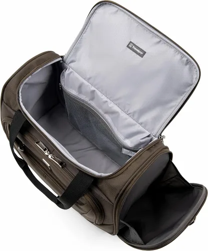 Vista 7 de Travelpro Luggage Maxlite 5 Juego de 2 piezas Bolsa suave y Rollaboard de 22 pulgadas, Moca