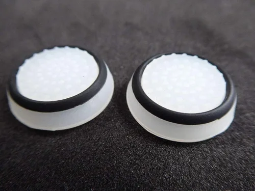 Vista 2 de Cubierta de silicona analógica para palanca de pulgar para Switch NS NX Joy-Con Controller (blanco - negro) 2