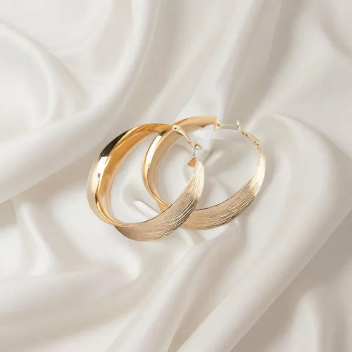 Vista 6 de Aretes de Aro Gruesos de Oro para Mujeres Exagerados Grandes Anchos Post Gruesos Aretes de Aro Minimalistas Pulidos 80MM Aretes de Declaración