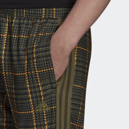 Vista 5 de adidas Tiro Tartan Pant - Focus OlivePlaid - Hombre M, Verde Oliva, M
