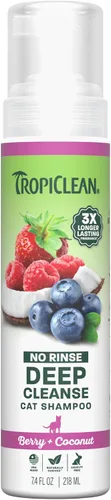 Vista 10 de TropiClean Champú sin enjuague sin agua para gatos Tratamiento para la caspa Champú seco hidratante para pieles secas Fabricado en EE. UU.