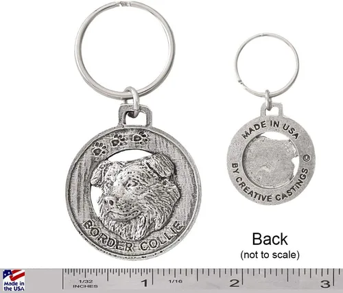 Vista 2 de Llavero de perro hecho a mano con colgante en el anillo, 100 razas diferentes, peltre antiguo, fabricado en Estados Unidos, Peltre