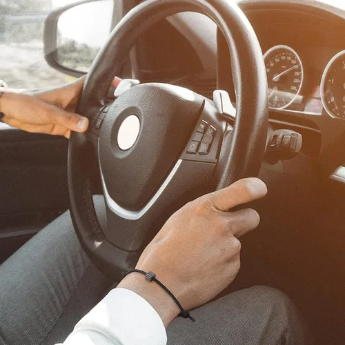 Vista 3 de WFJ 2 pulseras para romper ventanas de coche, elegante correa de muñeca con pinzas de carburo de cuentas de vidrio rompedor de emergencia