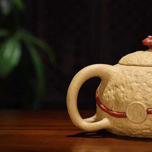 Vista 7 de Tetera china Zisha arcilla tetera cerámica hecha a mano Gongchun Lucky Money Toad Tea Pot Amarillo Dorado Duan Barro Kungfu Hervidor