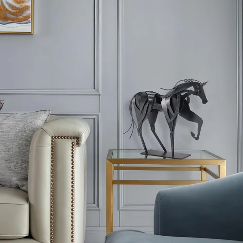 Vista 3 de SunBlogs Art Estatua de caballo hecha a mano - Decoración rústica única para oficina y hogar - Escultura de metal pintada a mano - Regalo artesanal