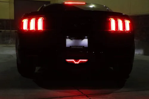 Vista 6 de iJDMTOY Foglamp LED trasera de lente ahumada compatible con Ford Mustang 2015-2017, montaje de luz trasera LED roja completa funciona como luz