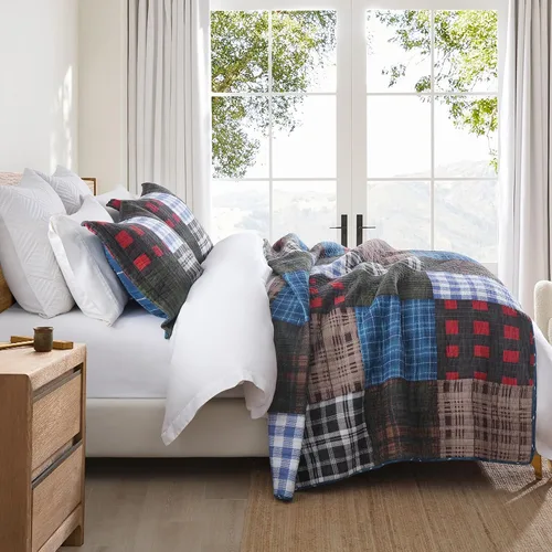 Vista 5 de NEWLAKE Juego de colchas tamaño queen, conjunto de colcha de algodón con diseño de retazos en colores azul y negro con patrones a cuadros, colcha