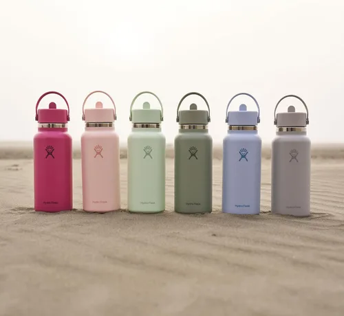 Vista 7 de Hydro Flask Botella de agua – Acero inoxidable aislado – Tapa flexible con popote de boca ancha, antiderrames, a prueba de fugas y recargable