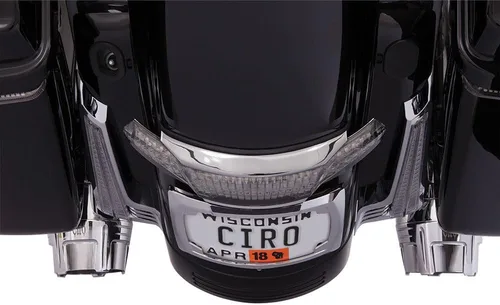 Vista 3 de Latitude - Luz trasera con soporte para matrícula para modelos Harley Davidson Touring