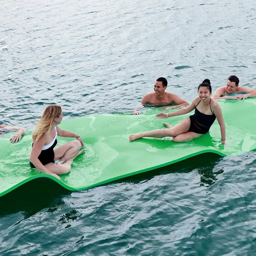 Vista 2 de Magshion Flotador gigante de piscina de 12 x 6 pies, flotador de isla para lago, tapete de agua familiar de espuma XPE con cordón elástico