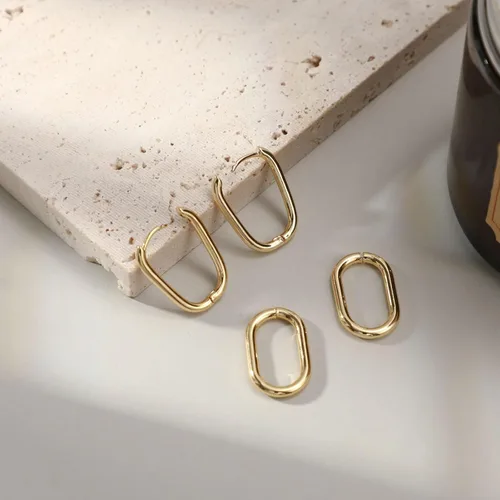 Vista 6 de Aretes de aro chapados en oro de 14 quilates, chapados en oro de 14 quilates, aretes colgantes de oro grueso, ligeros, hipoalergénicos, joyería
