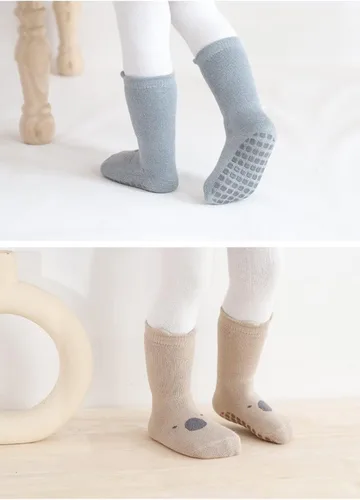 Vista 6 de Calcetines antideslizantes para bebés, calcetines cálidos y gruesos antideslizantes para niñas y niños recién nacidos