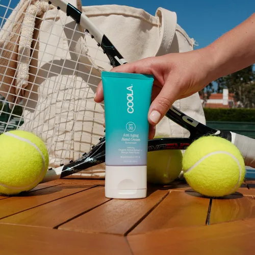 Vista 7 de COOLA Crema de manos antienvejecimiento con SPF 30, protector solar probado por dermatólogos, mantequilla de semillas de mango, vitamina E, árnica