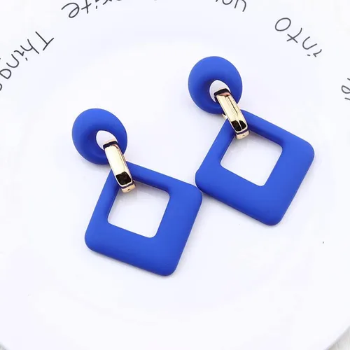 Vista 2 de Caiyao Aretes colgantes acrílicos rectangularescuadradosovaladosde aro para mujer, a la moda, Y2K, ligeros, de resina gruesa, de cadena de eslabones