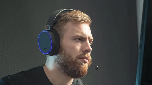Vista 6 de SteelSeries Arctis 5 Gaming Headset - RGB Illumination - DTS Headphone X v2.0 Surround for PC and PlayStation 5, PS4 - Black