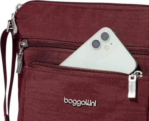 Vista 4 de Baggallini Bolso cruzado de bolsillo con correa de muñeca con protección RFID, Cerezo oscuro