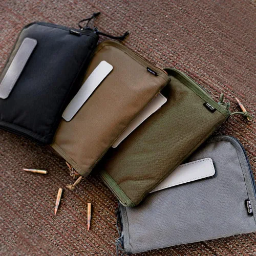 Vista 7 de [Paquete de 3 fundas tácticas para pistola con parche reflectante, envoltura universal de funda CCW, panel de gancho y bucle Mag (verde OD)