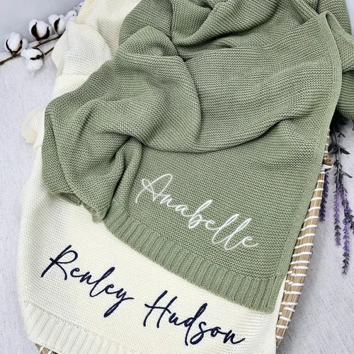 Vista 2 de Manta de bebé personalizada de lujo, manta bordada con nombre para bebé, manta de algodón suave y transpirable, regalo para bebé recién nacido