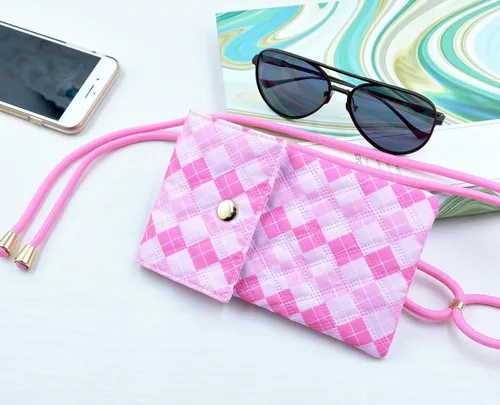 Vista 3 de Funda suave para lentes doble para mujer, con correa ajustable para el hombro y llavero para teléfono celular