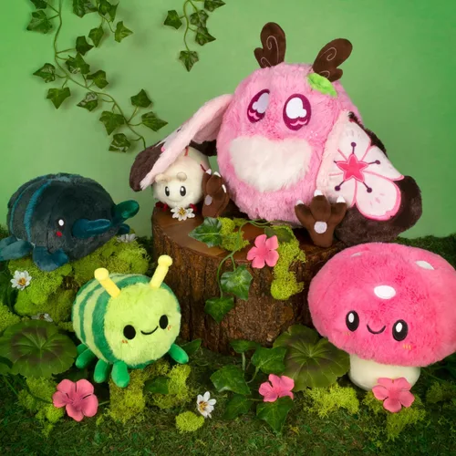 Vista 5 de Squishable - Mini polilla de arce rosa - Colección de jardín - 11 pulgadas - Juguete suave coleccionable de peluche