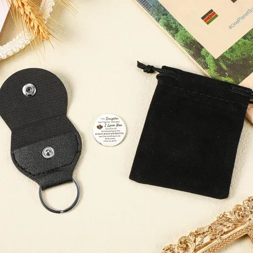 Vista 5 de Sureio Ficha de recuerdo de bolsillo para relaciones a larga distancia, recuerdo de acero inoxidable, regalo inspirador de doble cara con llavero