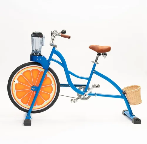 Vista 2 de Blue Outdoor Pedal Blender Bike – Exprimidor de batidos para frutas y verduras, licuadora comercial de jugo de fitness