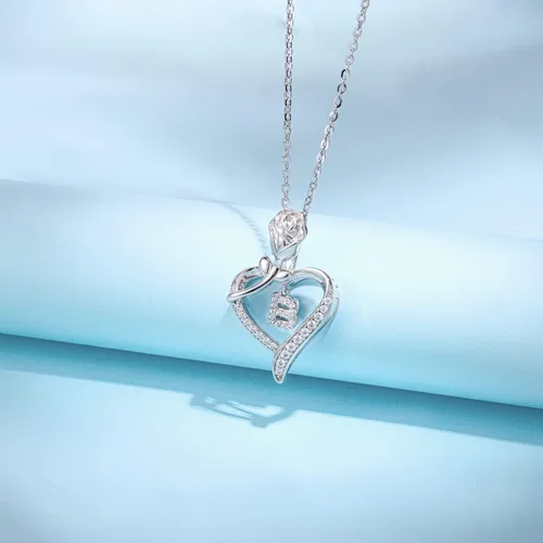 Vista 4 de Agvana Regalos para el día de San Valentín para ella, collares con inicial de plata esterlina para mujer, collar con dije de corazón de flor