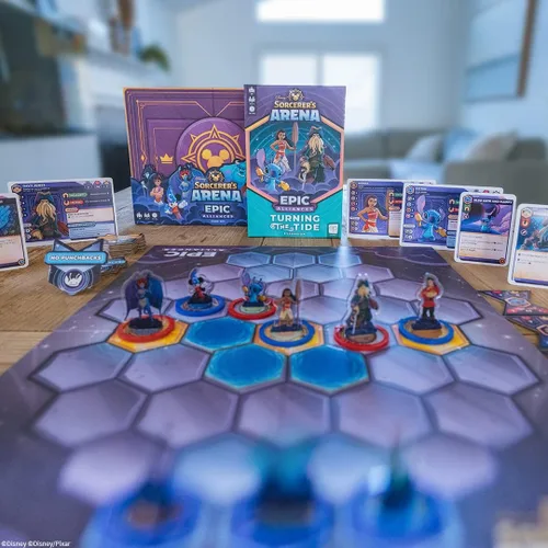 Vista 6 de USAOPOLY Disney Sorcerers Arena Epic Alliances Turning The Tide Expansion Con Davy Jones Moana y Stitch Juego de mesa familiar y estrategia