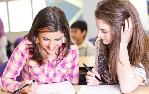 Vista 7 de Paquete de 30 bolígrafos de gel negros, bolígrafos retráctiles de tinta de gel de punta media, escritura suave para escuela, oficina, hogar, agarre