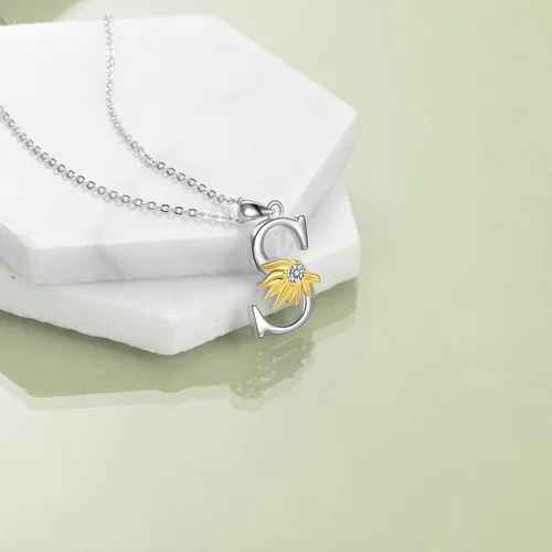 Vista 4 de POPLYKE Collar de girasol con inicial para mujer, plata de ley 925, colgante de girasol, cadena con dije de letra inicial