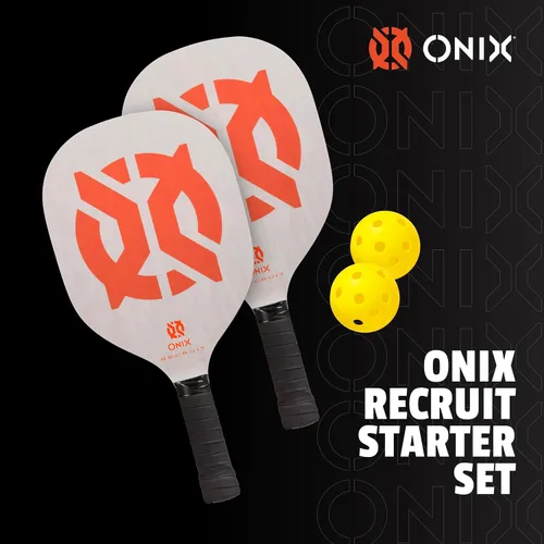 Vista 2 de Recruit by Onix - Juego de iniciación de pickleball - Incluye dos paletas de madera de álamo y dos bolas amarillas