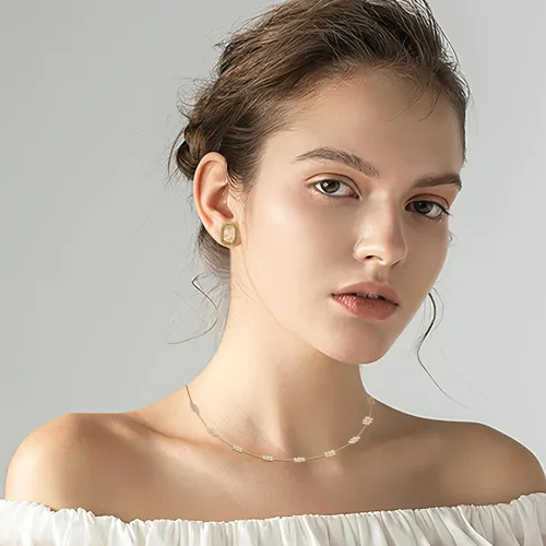 Vista 2 de ELEXIS Gold Pearl Station Necklace Choker For Women Handmade Collar De Perlas Para Mujer Small Mini Dainty Initial Pearl Jewelry For Girls Brides