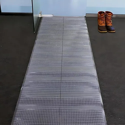 Vista 2 de Protector de alfombra de plástico de vinilo transparente de alta resistencia, 100% impermeable, protector de alfombra, protector de pasillo, hoja