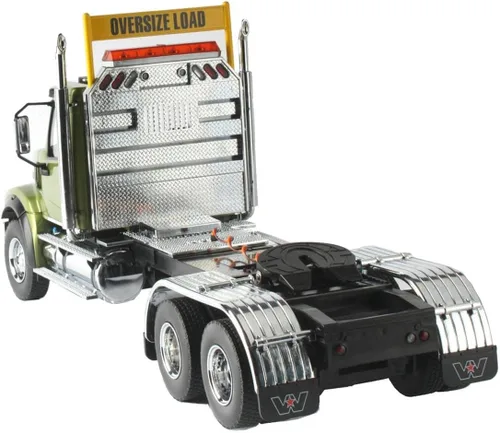 Vista 4 de Diecast Masters Camión RC Western Star 49X SFFA Tándem Eje Heavy Haul Tractor Control de radio totalmente funcional a escala 1:16 Modelo remoto