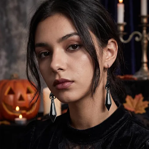 Vista 4 de Aretes de Halloween para mujer, aretes de aro de perlas de sangre de vampiro, aretes góticos de perlas de vampiro, aretes de borla de perlas de Negro