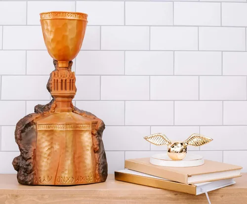 Vista 2 de Ukonic Harry Potter - Lámpara de mesa con cáliz de fuego, coleccionable oficial del mundo mágico, decoración del hogar y artículos esenciales